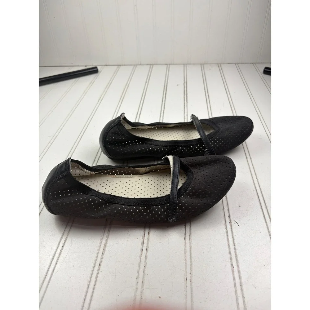 Rialto Perforated Black Slip On Comfort Mary Jane Ballet Flats Women's Size 9M
